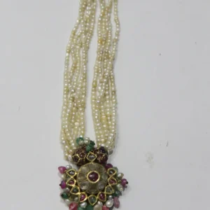 Royal Floral Pearl Necklace