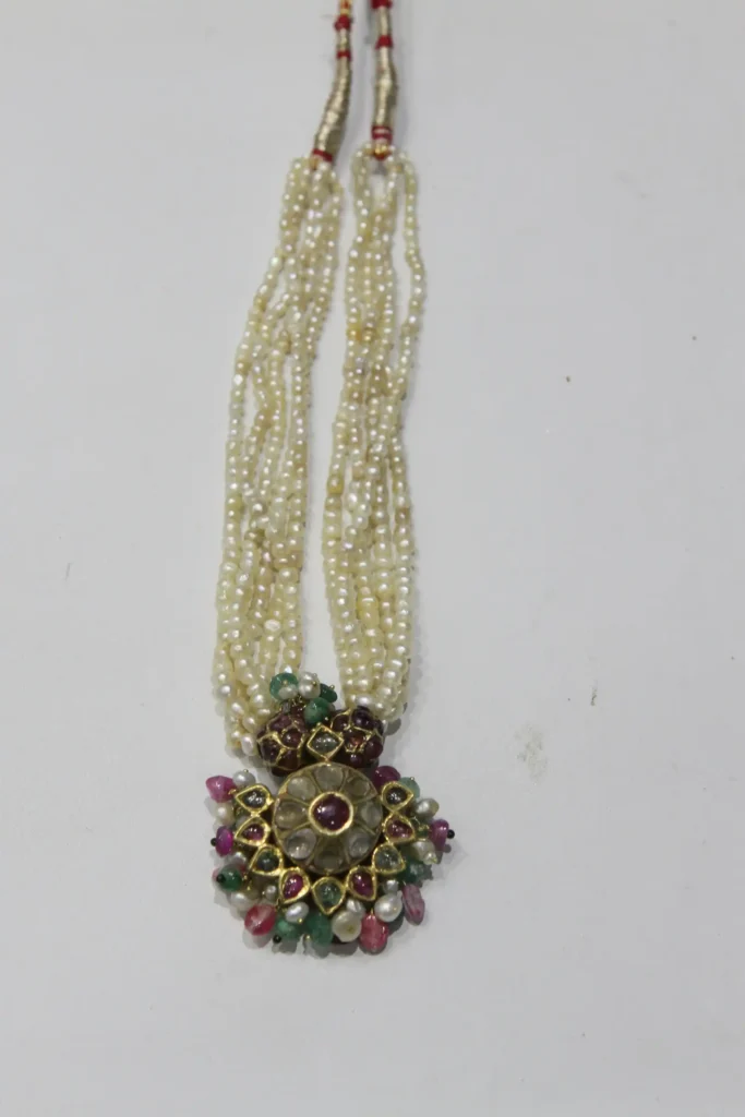 Royal Floral Pearl Necklace