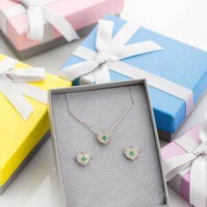 Elegant Heart-Shaped Crystal Jewellery Gift Set